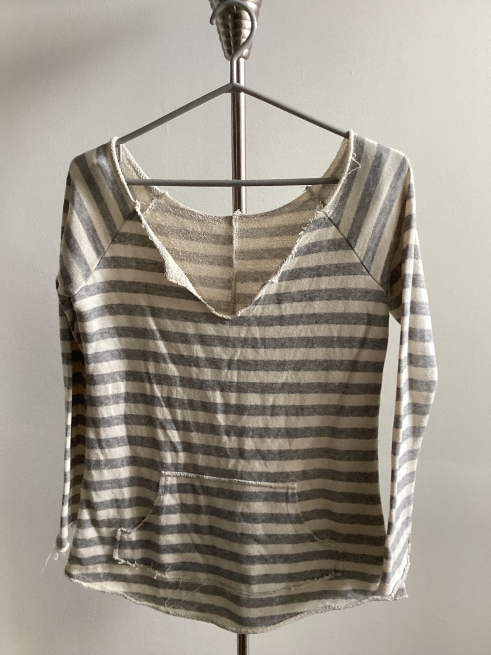 Raw edge striped sweatshirt